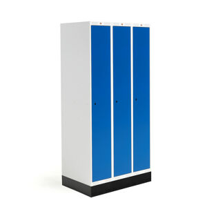 Školská šatňová skrinka ROZ, 3 sekcie, 3 dvere, 1890x900x550 mm, modrá, so soklom