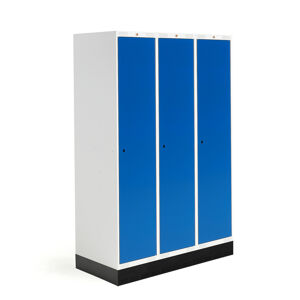 Školská šatňová skrinka ROZ, 3 sekcie, 3 dvere, 1890x1200x550 mm, modrá, so soklom